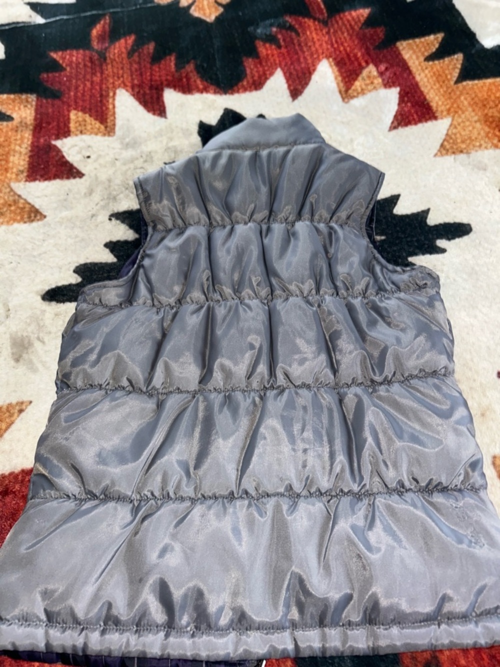 Reversible vest - Picture 5 of 9